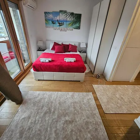 Sara Lux A Blok Apartment